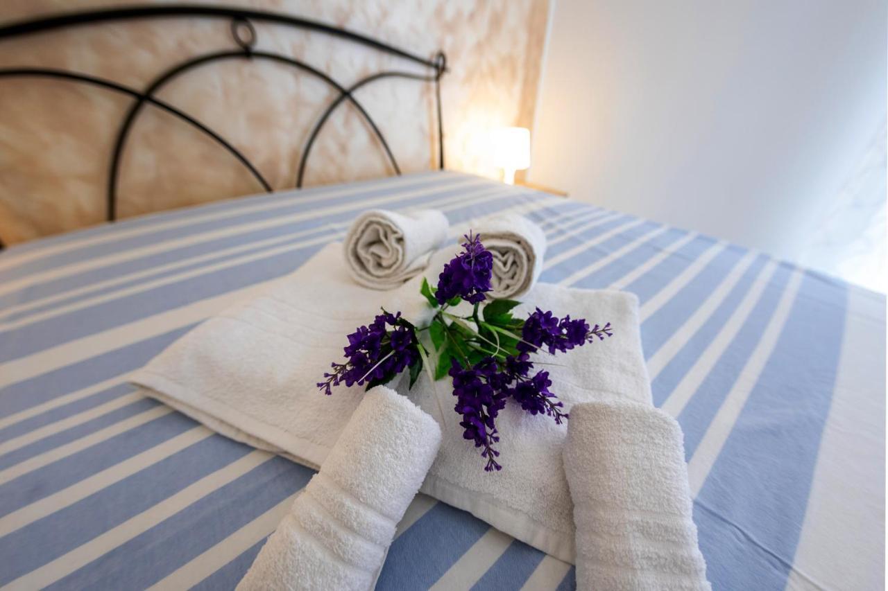 B&B Mary Sant'Elia Napels Buitenkant foto