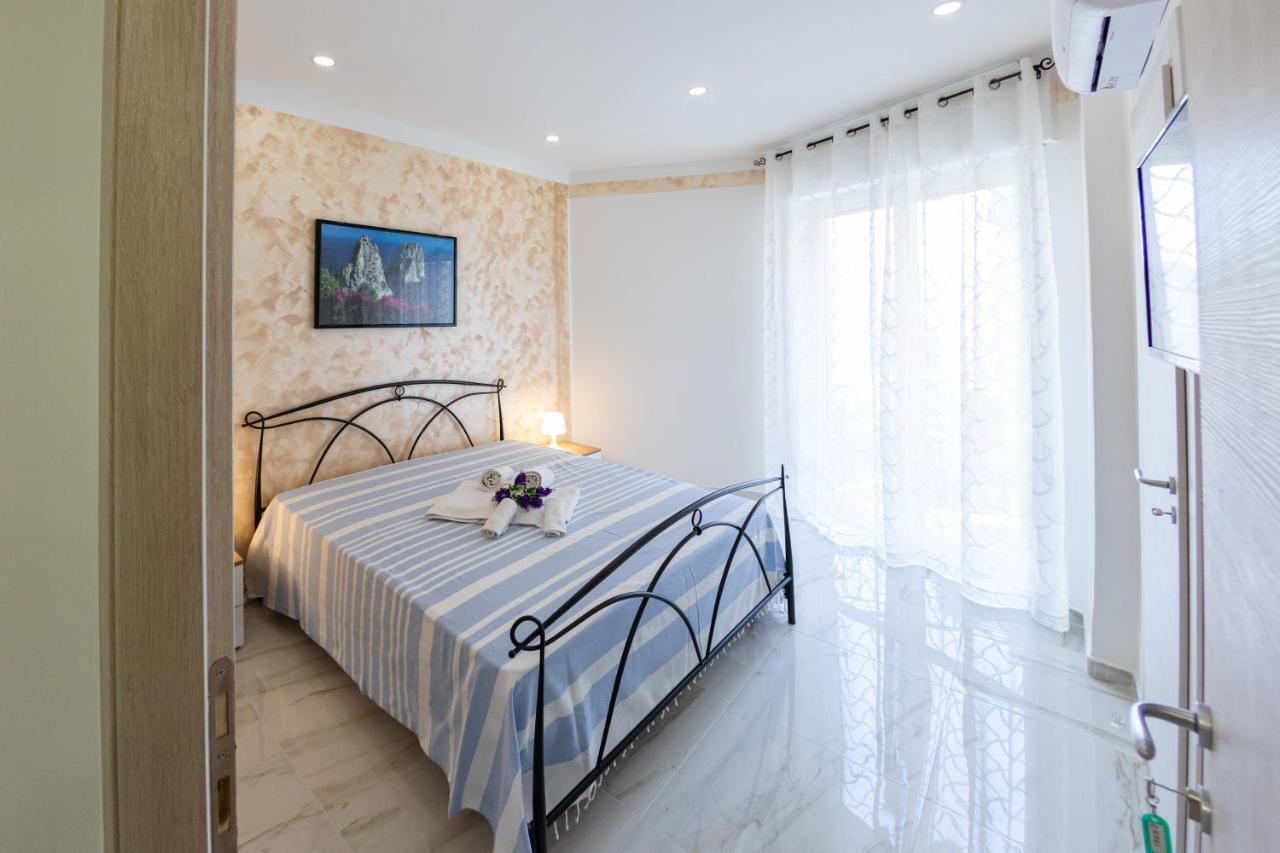 B&B Mary Sant'Elia Napels Buitenkant foto