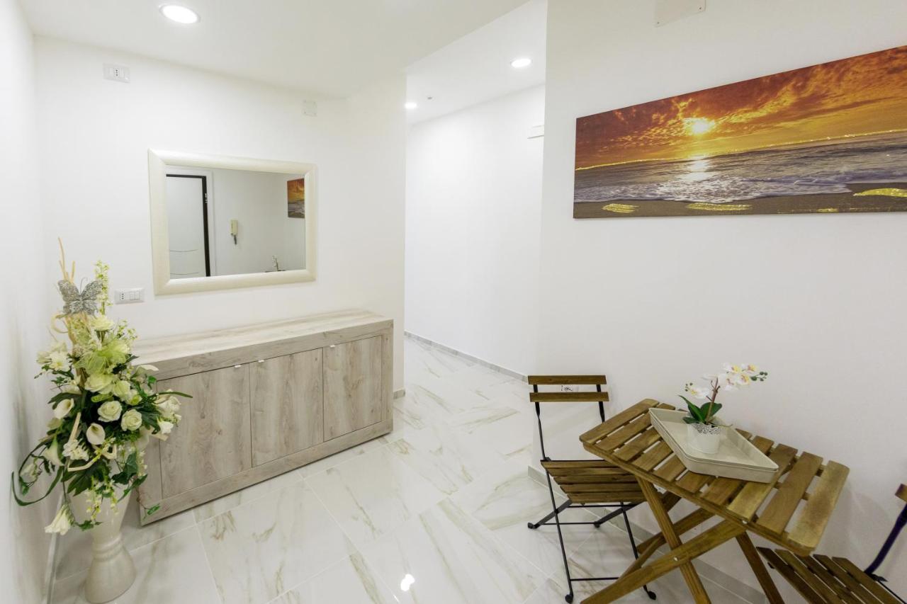 B&B Mary Sant'Elia Napels Buitenkant foto