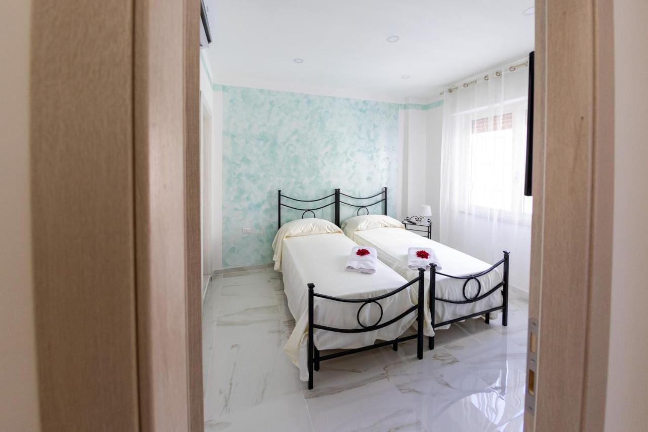 B&B Mary Sant'Elia Napels Buitenkant foto